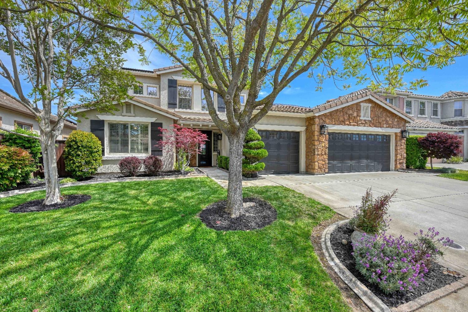 Photo of 2777 Westview Dr in Lincoln, CA