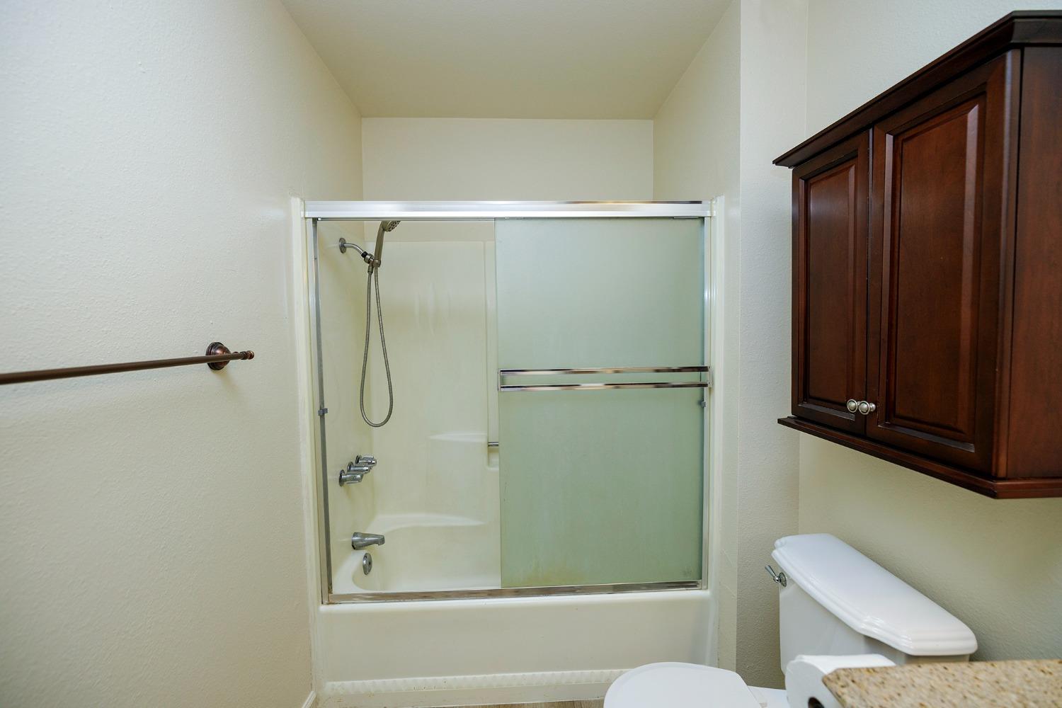 Detail Gallery Image 24 of 33 For 201 Woodrow Ave #19,  Modesto,  CA 95350 - 2 Beds | 1 Baths