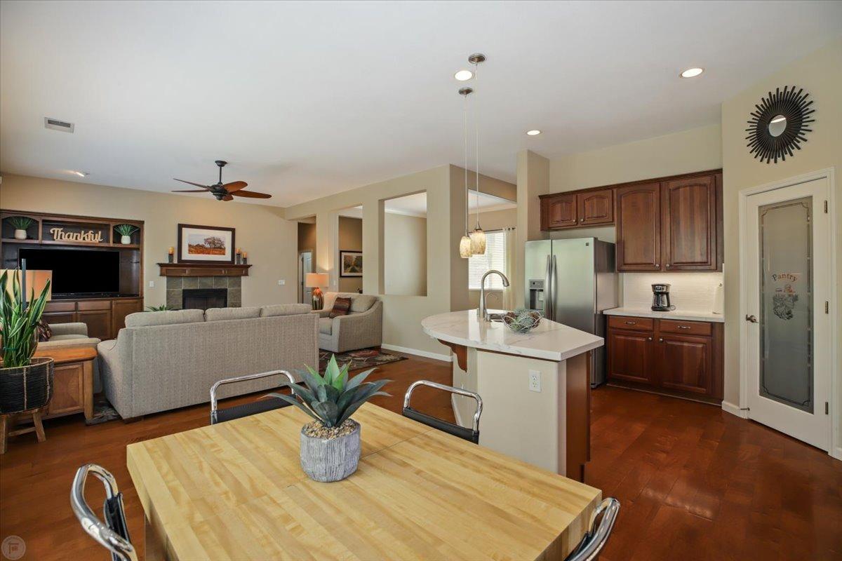 Detail Gallery Image 17 of 48 For 356 S Highland, Ripon,  CA 95366 - 4 Beds | 2 Baths