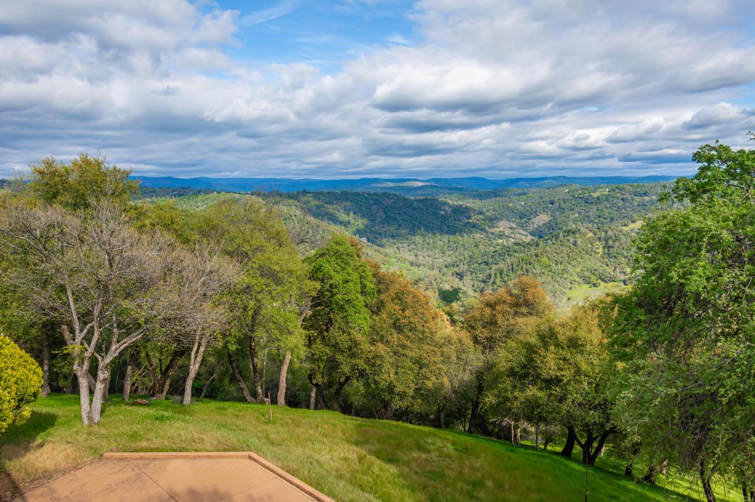 Detail Gallery Image 62 of 80 For 6260 Lofty View Rd, Placerville,  CA 95667 - 4 Beds | 2/1 Baths