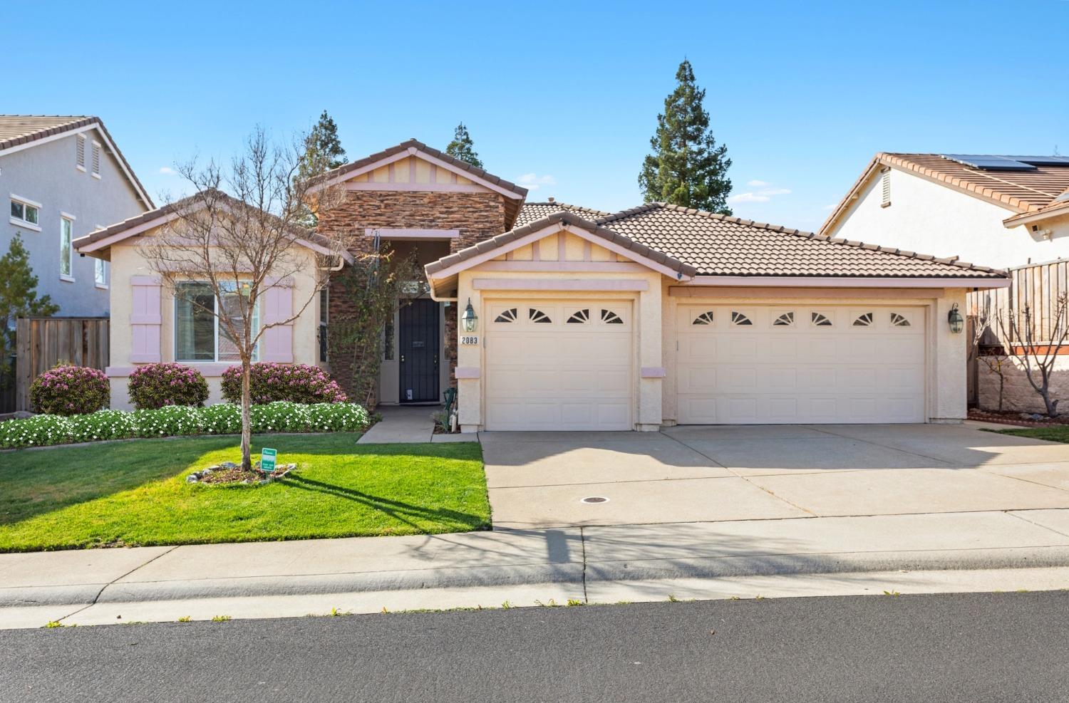Photo of 2083 Renpoint Way, Roseville, CA 95661