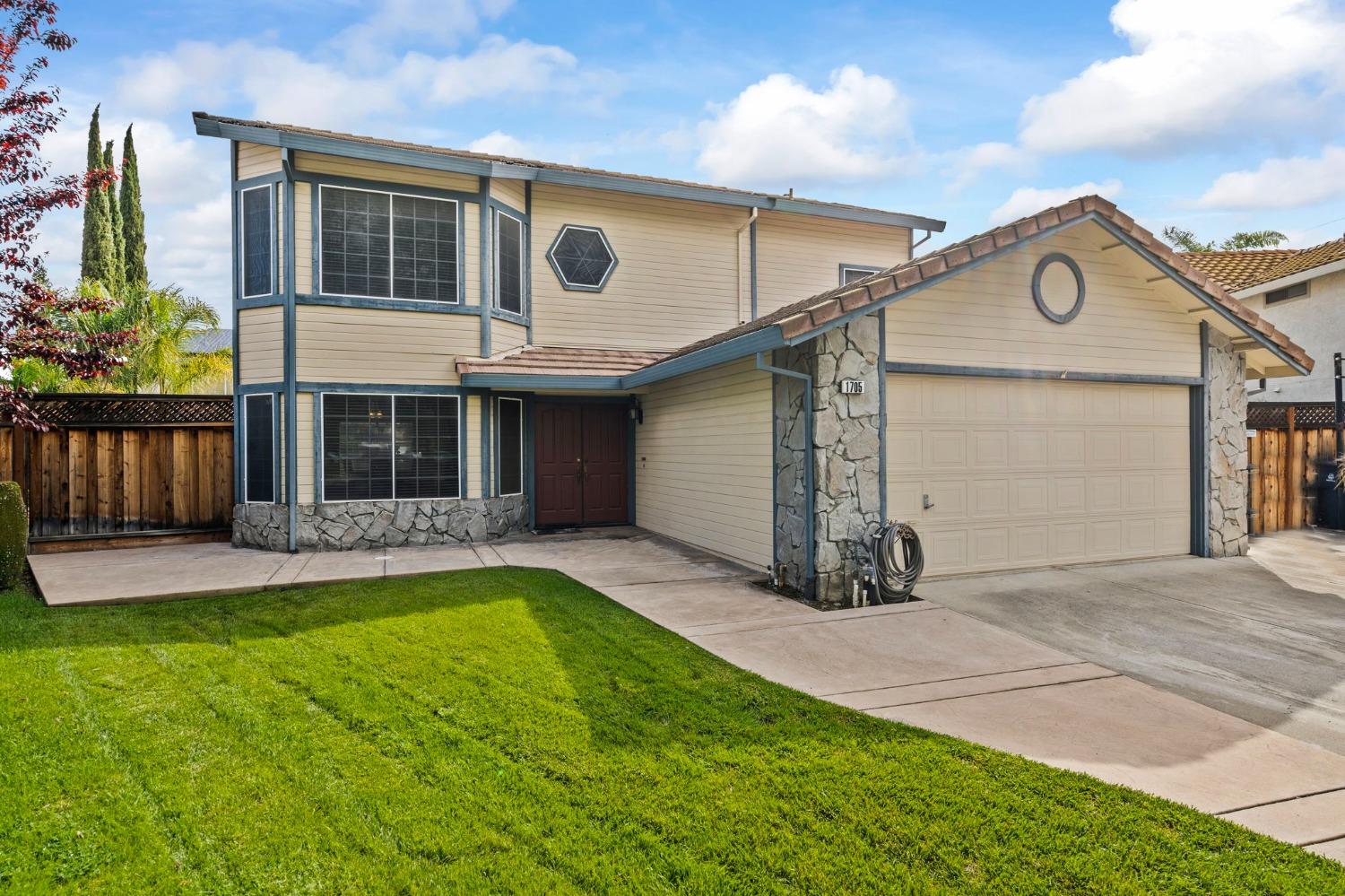 Photo of 1705 Parker Polich Ct in Tracy, CA