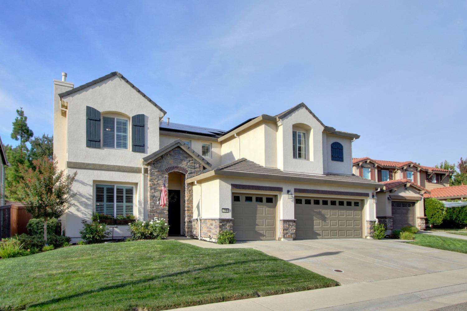 Detail Gallery Image 2 of 64 For 710 Mount Errigal Pl, Lincoln,  CA 95648 - 5 Beds | 4/1 Baths