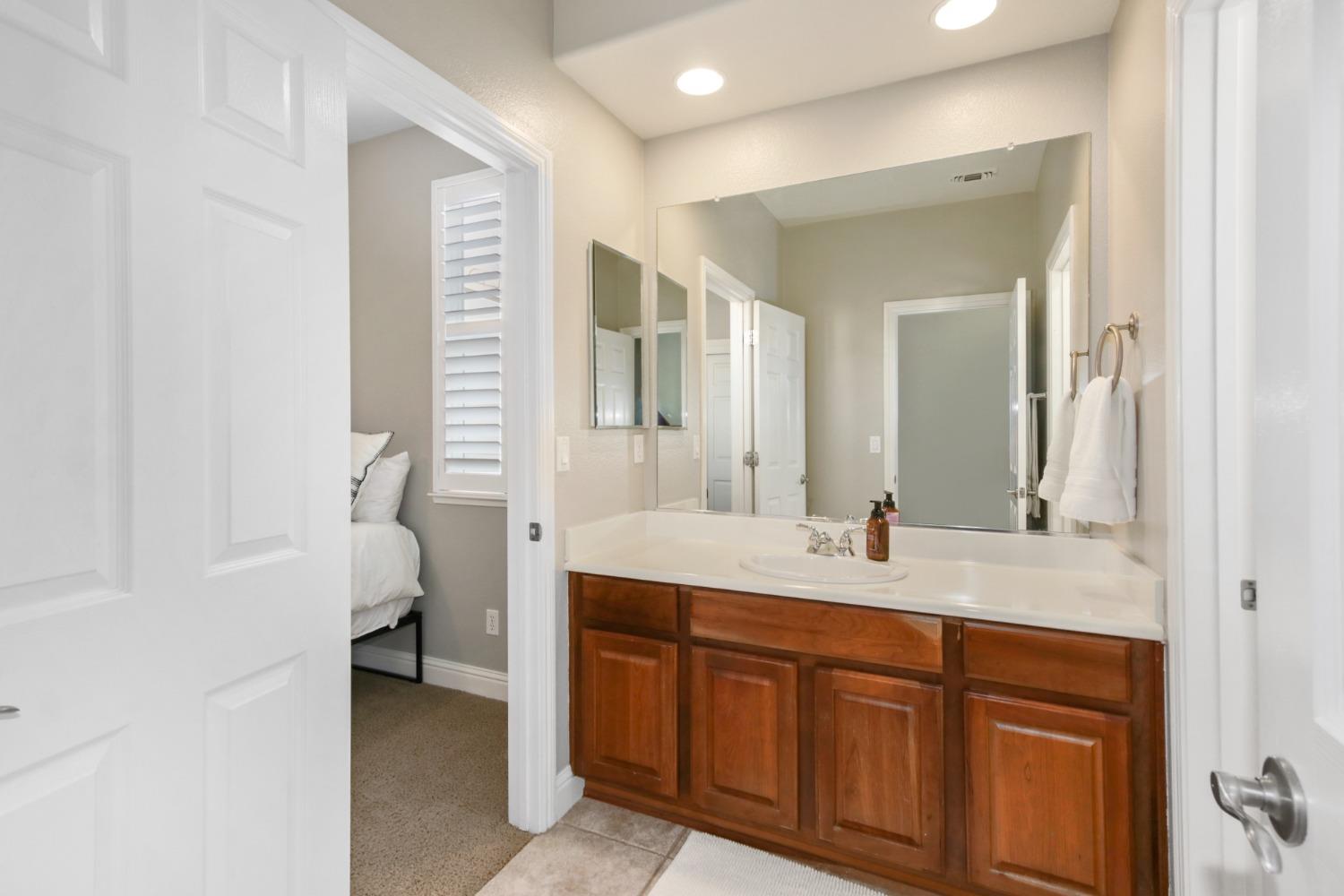 Detail Gallery Image 39 of 64 For 710 Mount Errigal Pl, Lincoln,  CA 95648 - 5 Beds | 4/1 Baths