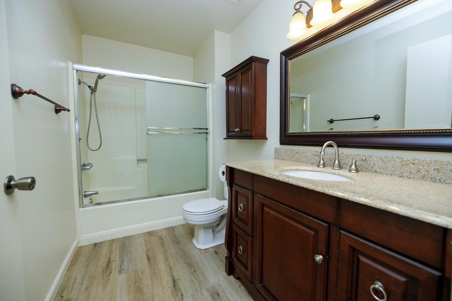 Detail Gallery Image 23 of 33 For 201 Woodrow Ave #19,  Modesto,  CA 95350 - 2 Beds | 1 Baths