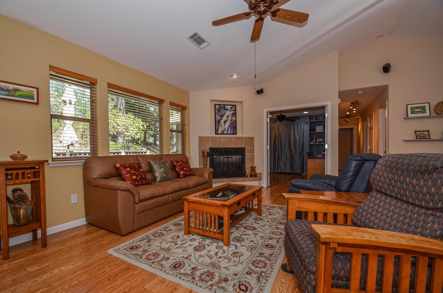 Detail Gallery Image 14 of 53 For 26083 Sunset Ct, Pioneer,  CA 95666 - 3 Beds | 2 Baths