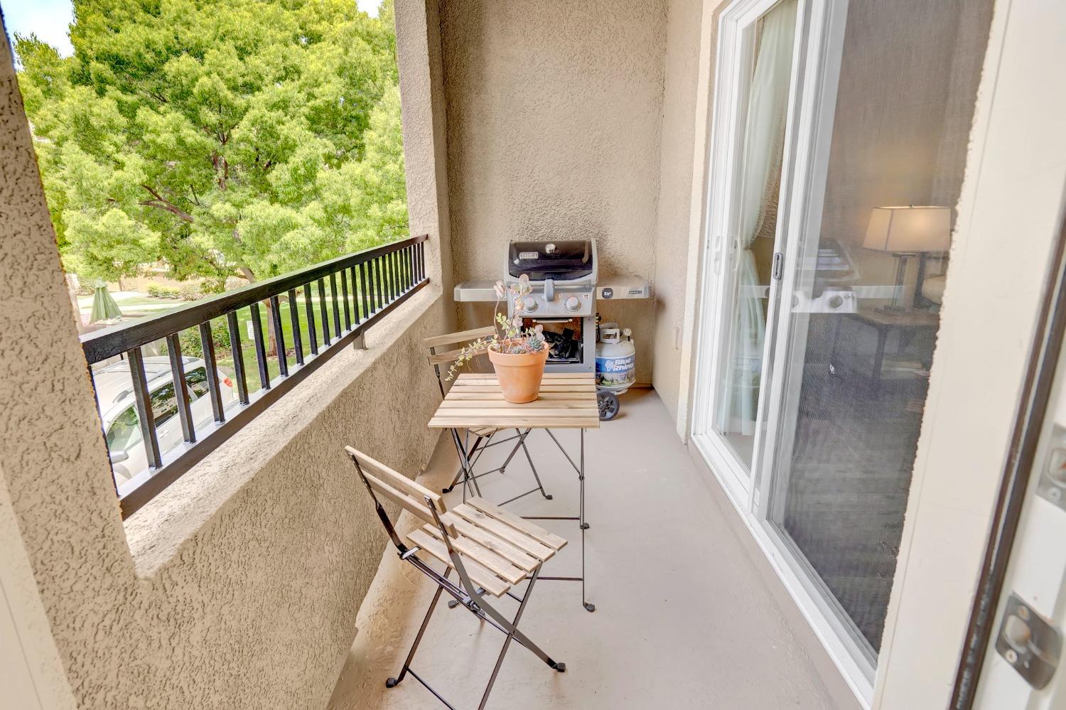 Detail Gallery Image 13 of 29 For 2463 Torino St #1,  West Sacramento,  CA 95691 - 2 Beds | 2 Baths