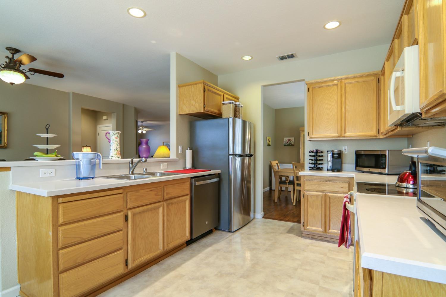 Detail Gallery Image 20 of 39 For 2930 Cricket Club Ct, Rocklin,  CA 95765 - 2 Beds | 2 Baths