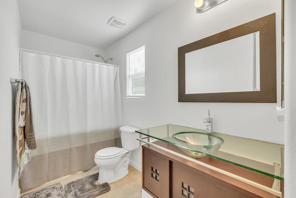 Detail Gallery Image 24 of 42 For 8893 Robbins Rd, Sacramento,  CA 95829 - 3 Beds | 2/1 Baths