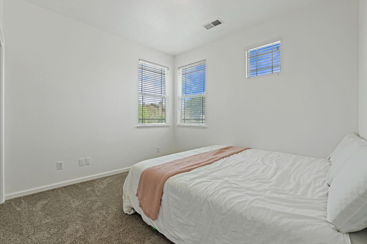Detail Gallery Image 35 of 60 For 608 Esther Way, Oakdale,  CA 95361 - 4 Beds | 2/1 Baths