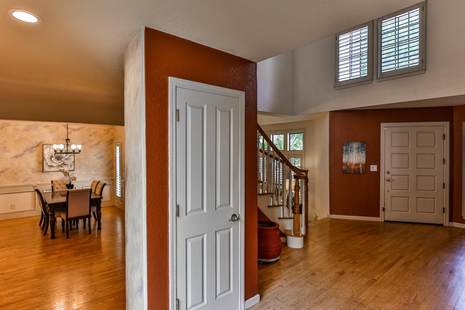 Detail Gallery Image 26 of 88 For 109 Woodview Ct, Folsom,  CA 95630 - 4 Beds | 3 Baths
