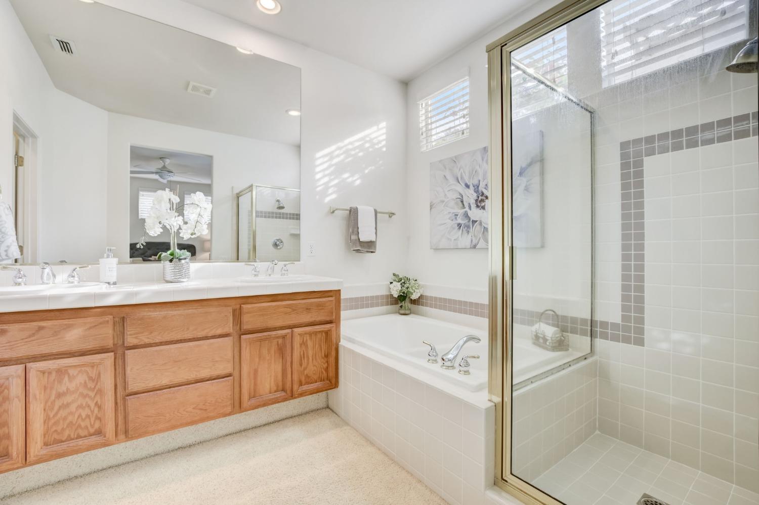 Detail Gallery Image 22 of 38 For 1225 Blackberry Cir, Folsom,  CA 95630 - 3 Beds | 2 Baths
