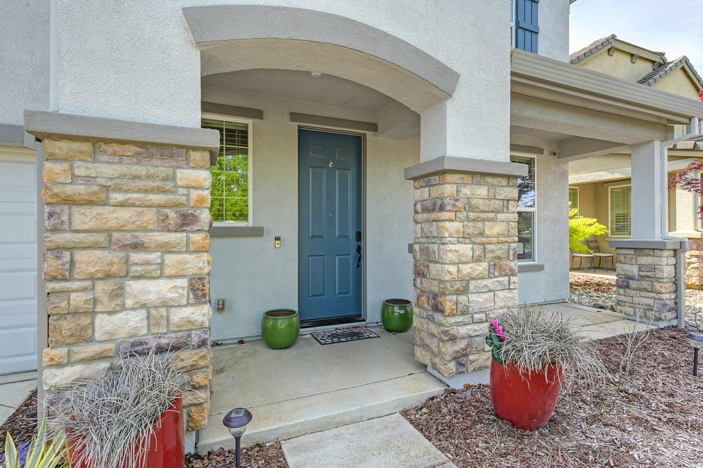 Detail Gallery Image 5 of 58 For 2280 Spring Grove Dr, Roseville,  CA 95747 - 5 Beds | 4/1 Baths