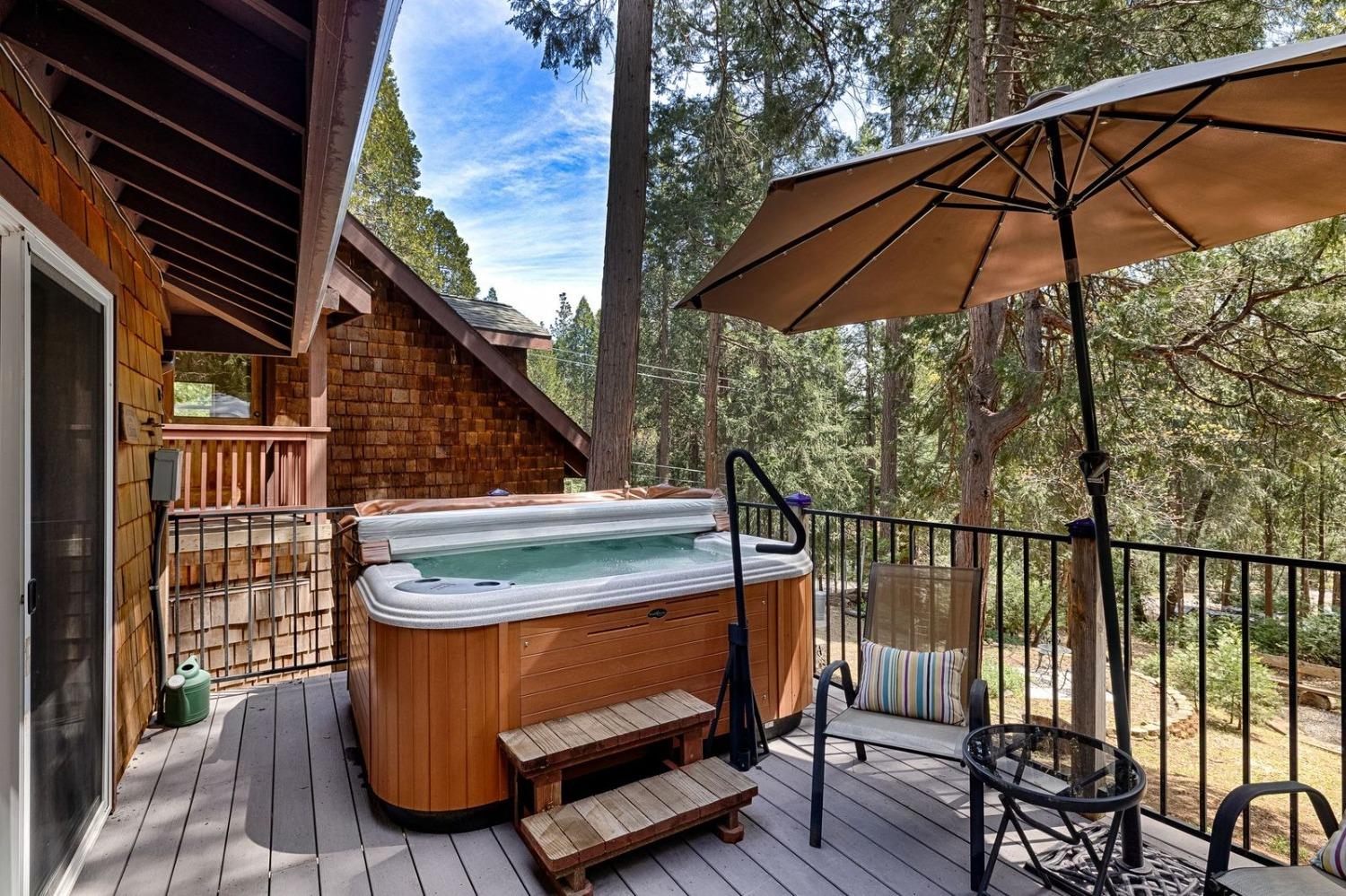 Detail Gallery Image 31 of 60 For 12332 Madrona Way, Nevada City,  CA 95959 - 4 Beds | 3/1 Baths