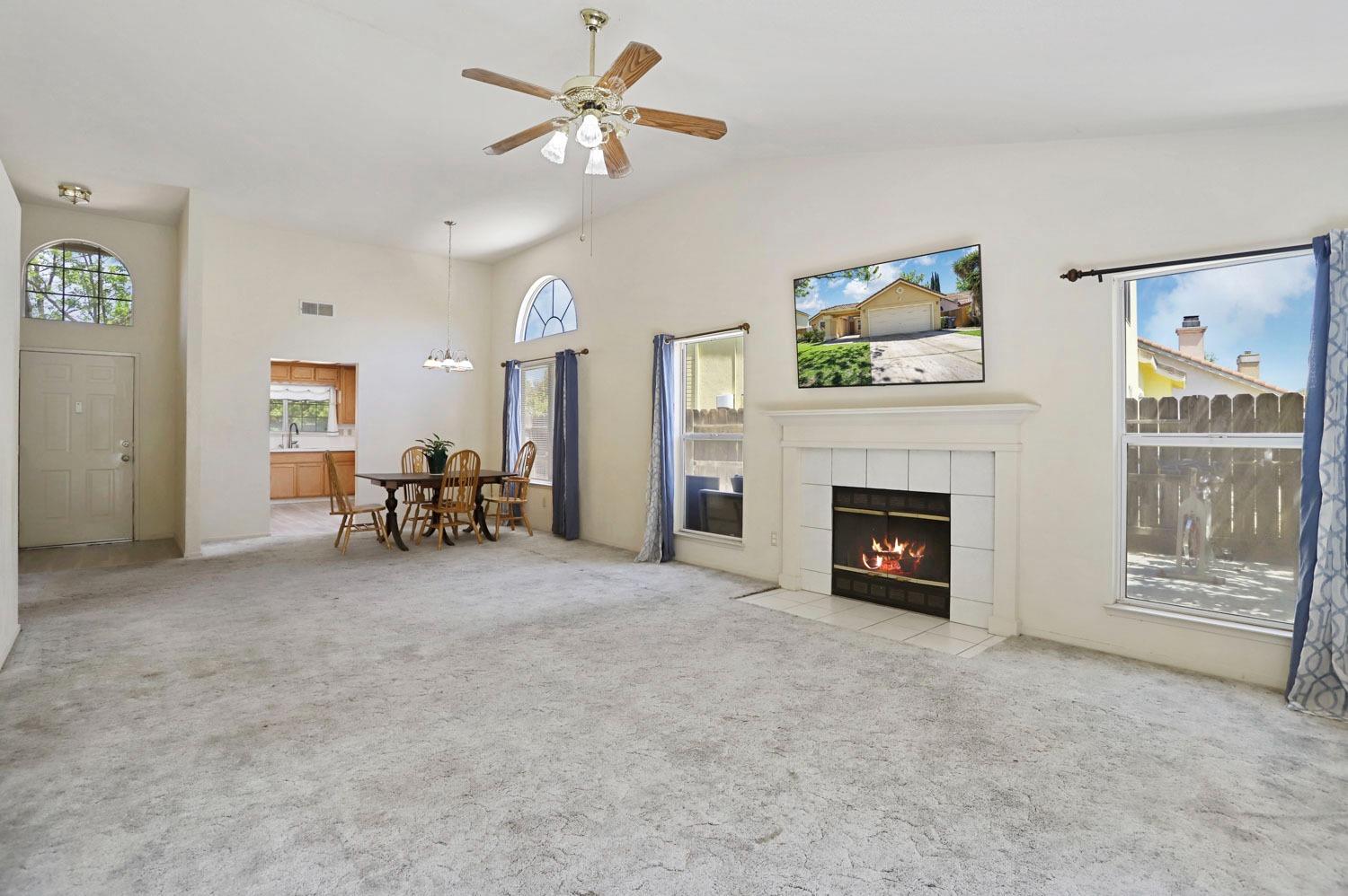 Detail Gallery Image 9 of 39 For 924 Gotland Ct, Tracy,  CA 95376 - 3 Beds | 2 Baths