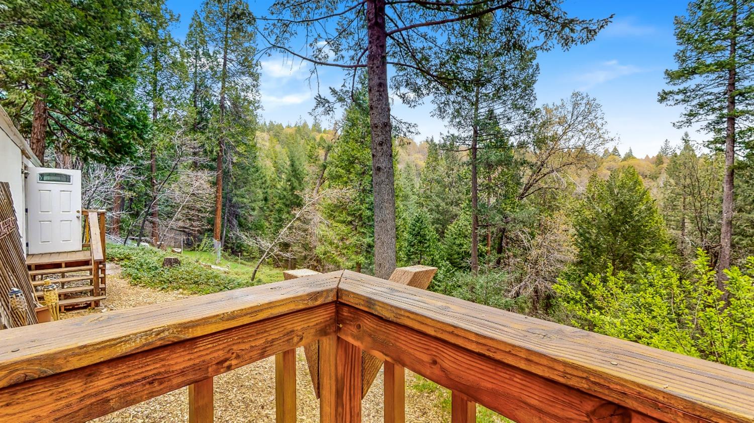 Detail Gallery Image 9 of 45 For 12577 Blazing Star Rd, Nevada City,  CA 95959 - 2 Beds | 1 Baths