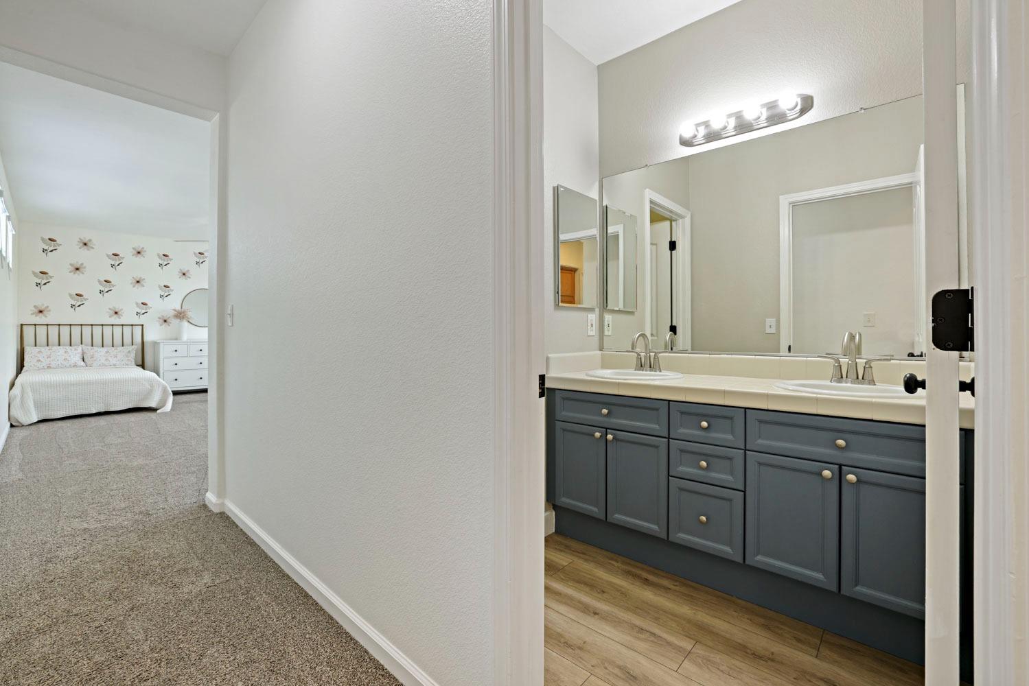 Detail Gallery Image 39 of 60 For 608 Esther Way, Oakdale,  CA 95361 - 4 Beds | 2/1 Baths