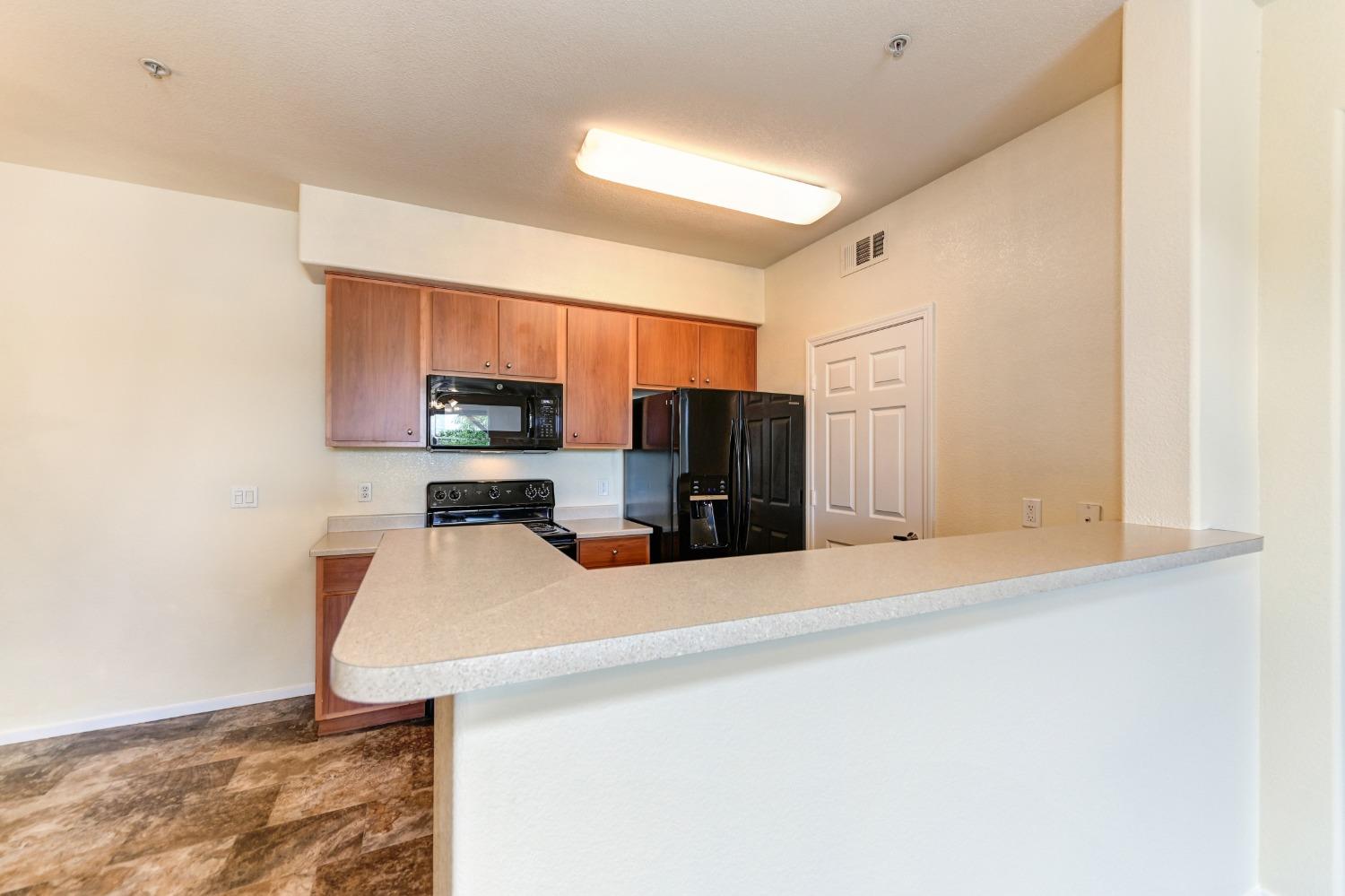 Detail Gallery Image 10 of 60 For 1211 Whitney Ranch Pkwy #1027,  Rocklin,  CA 95765 - 2 Beds | 2 Baths