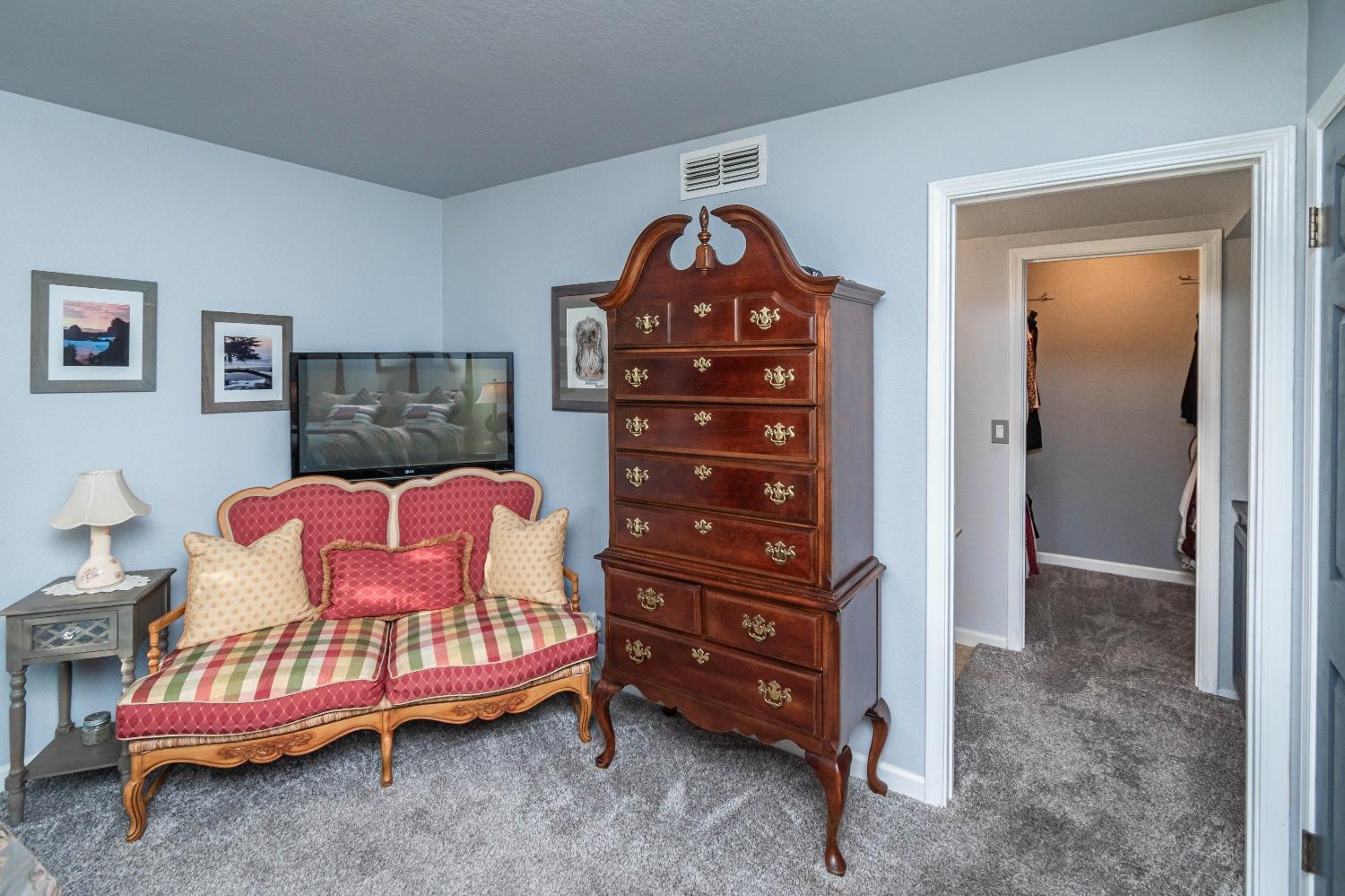 Detail Gallery Image 19 of 40 For 2620 Buckeye Ct, Rocklin,  CA 95677 - 4 Beds | 2/1 Baths