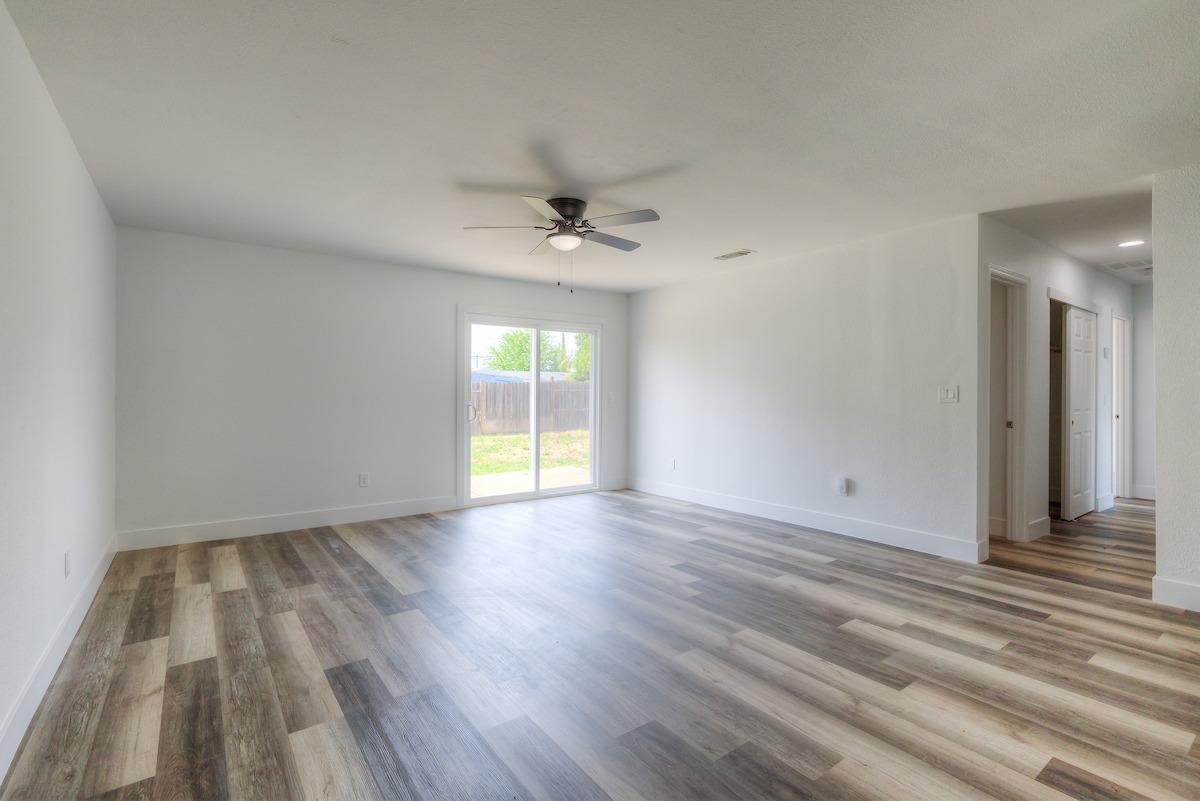 Terry, Olivehurst, California image 12