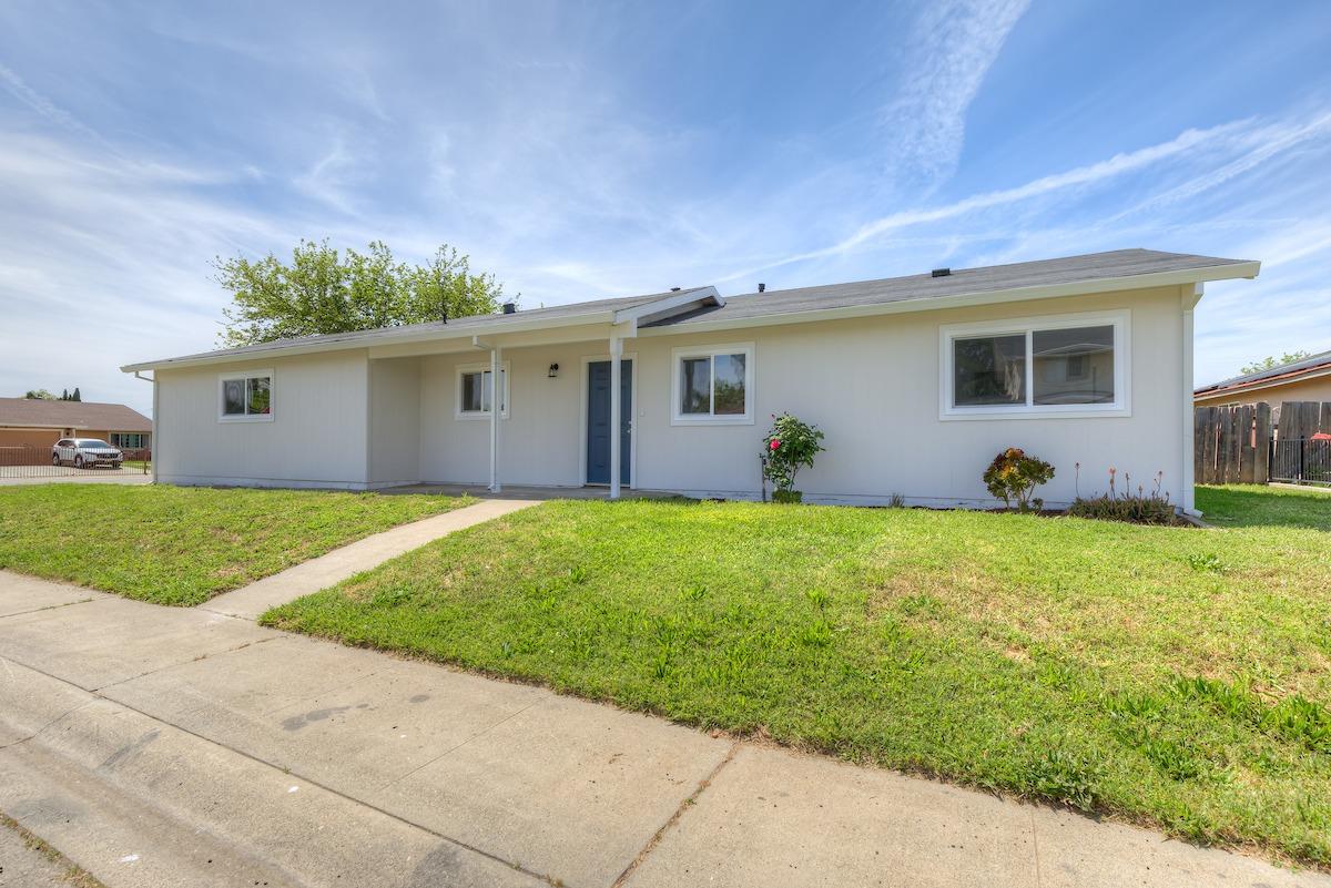 Photo of 4370 Terry in Olivehurst, CA