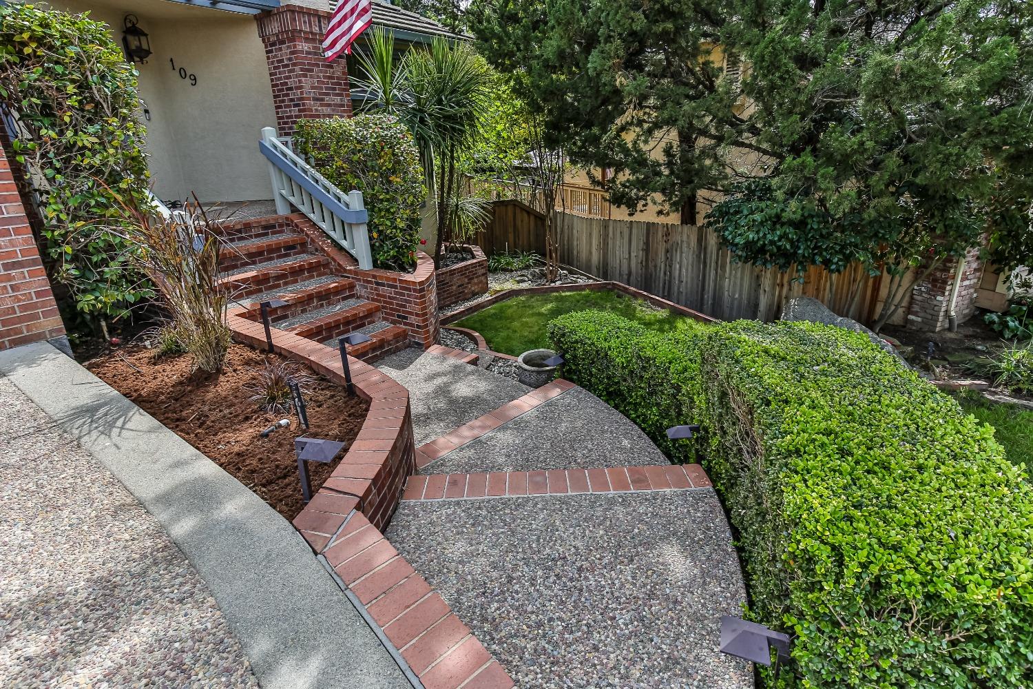 Detail Gallery Image 74 of 88 For 109 Woodview Ct, Folsom,  CA 95630 - 4 Beds | 3 Baths