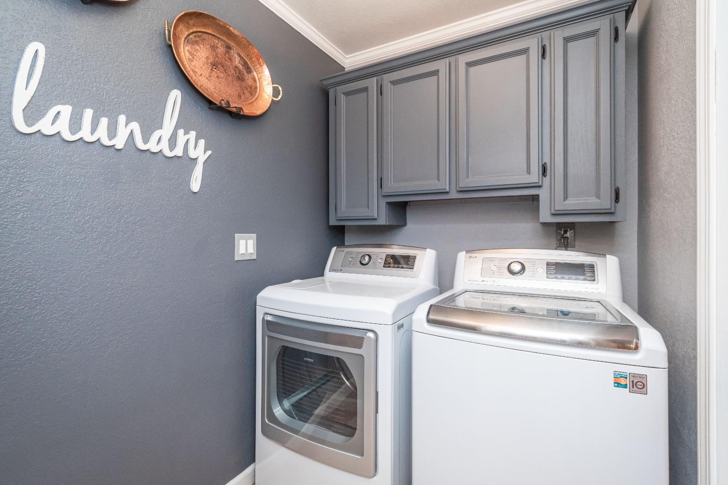 Detail Gallery Image 15 of 40 For 2620 Buckeye Ct, Rocklin,  CA 95677 - 4 Beds | 2/1 Baths