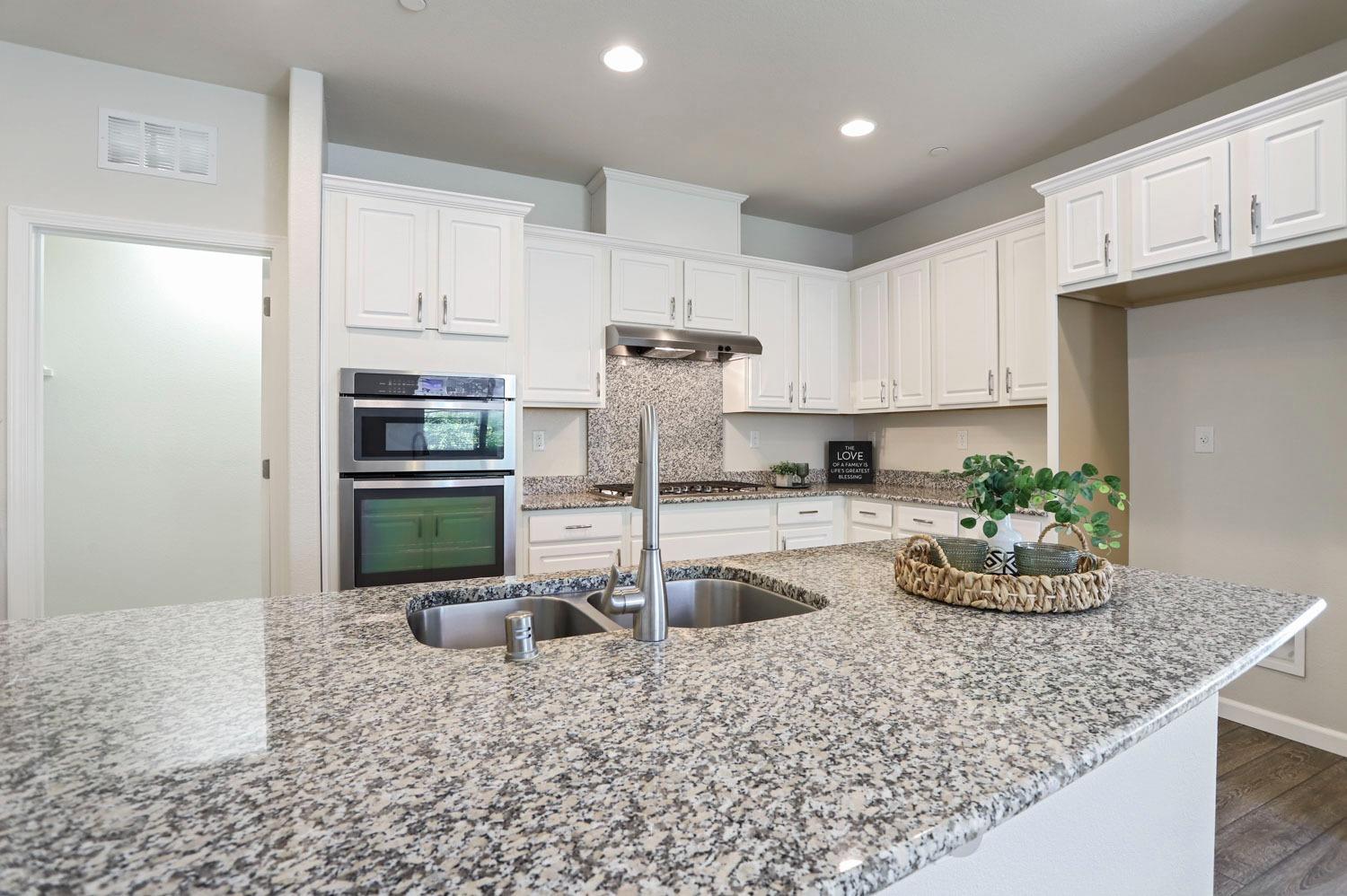 Detail Gallery Image 14 of 48 For 2659 Cherry Grove Ave, Manteca,  CA 95336 - 2 Beds | 2 Baths