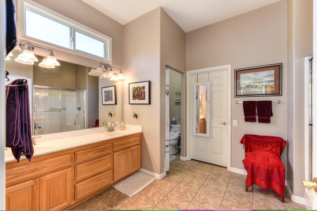 Detail Gallery Image 11 of 21 For 2312 Rebecca Ct, Rocklin,  CA 95765 - 2 Beds | 2 Baths