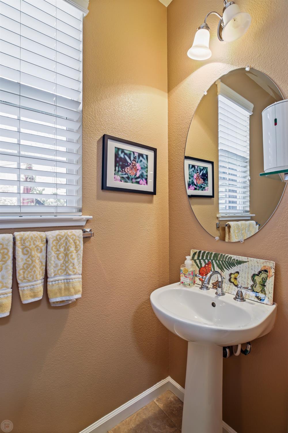 Detail Gallery Image 25 of 44 For 1082 Acland Way, Tracy,  CA 95376 - 4 Beds | 2/1 Baths