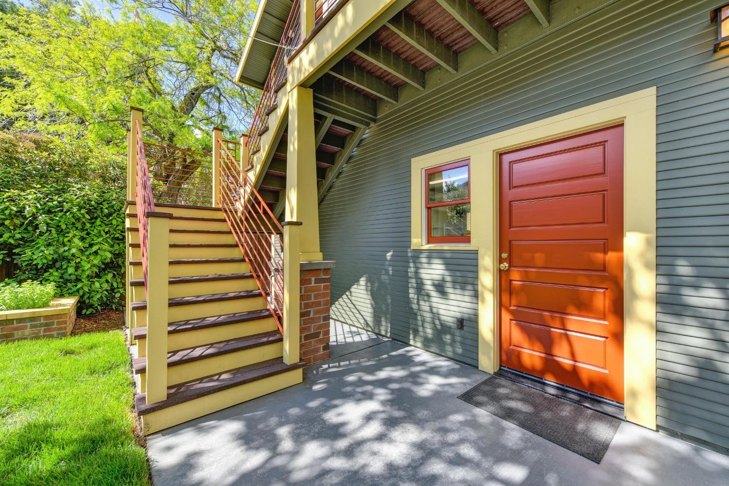 Detail Gallery Image 51 of 75 For 1332 33rd St, Sacramento,  CA 95816 - 3 Beds | 2 Baths