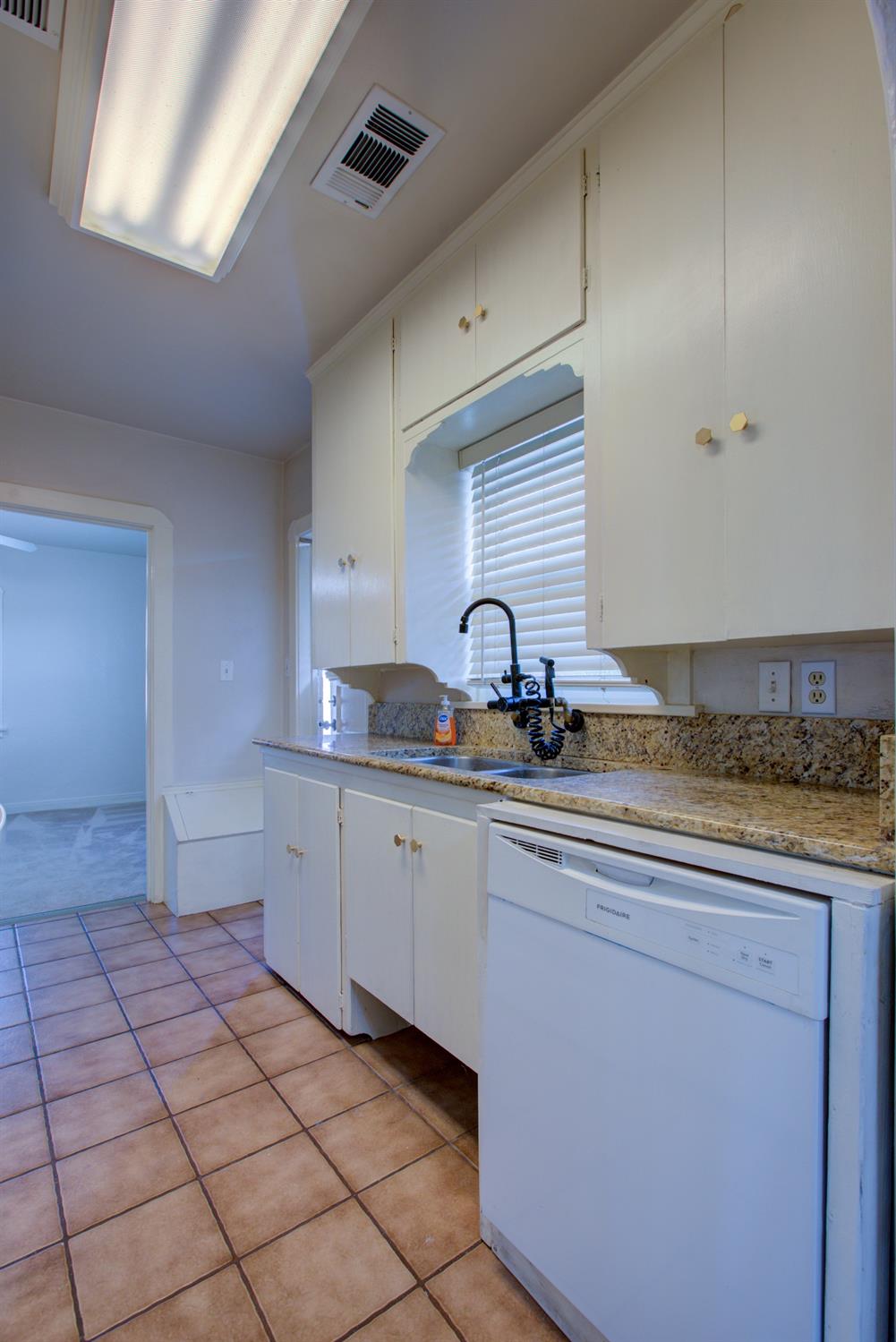 Detail Gallery Image 30 of 45 For 5713 Tully Rd, Modesto,  CA 95356 - 2 Beds | 2 Baths