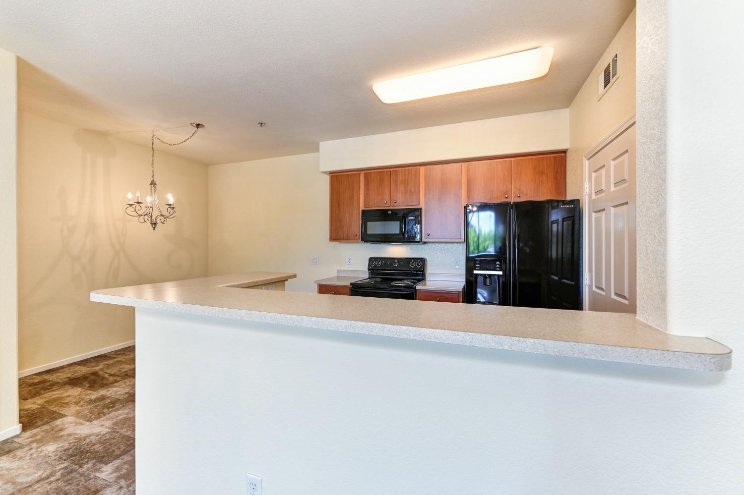 Detail Gallery Image 9 of 60 For 1211 Whitney Ranch Pkwy #1027,  Rocklin,  CA 95765 - 2 Beds | 2 Baths