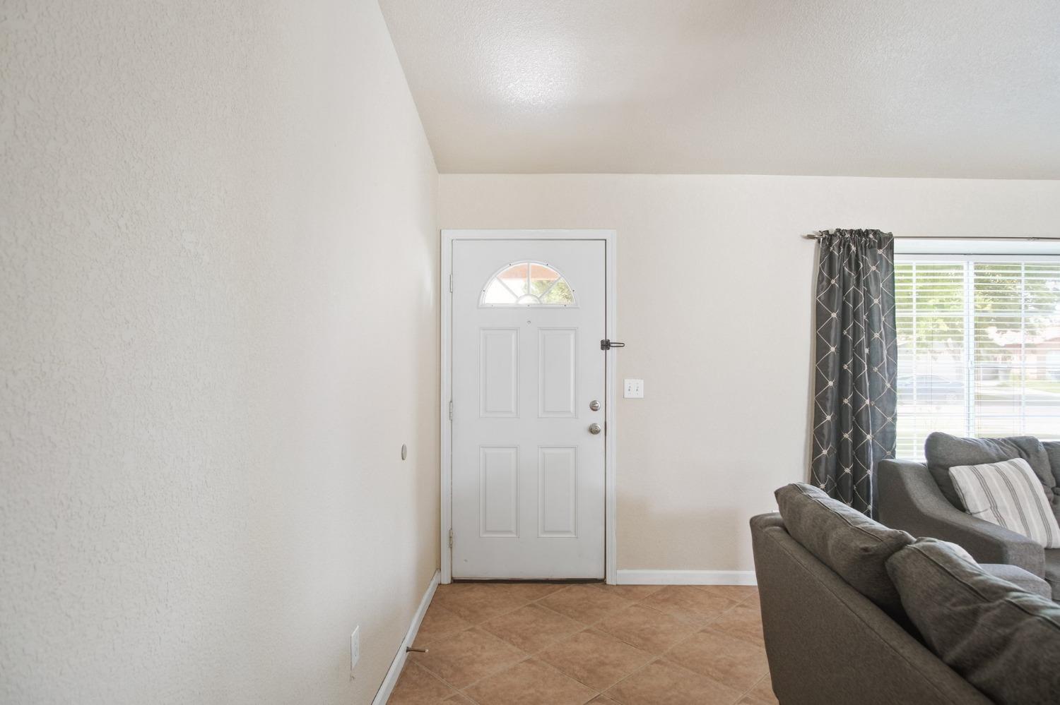 Detail Gallery Image 13 of 28 For 362 Edan Ct, Merced,  CA 95341 - 3 Beds | 2 Baths
