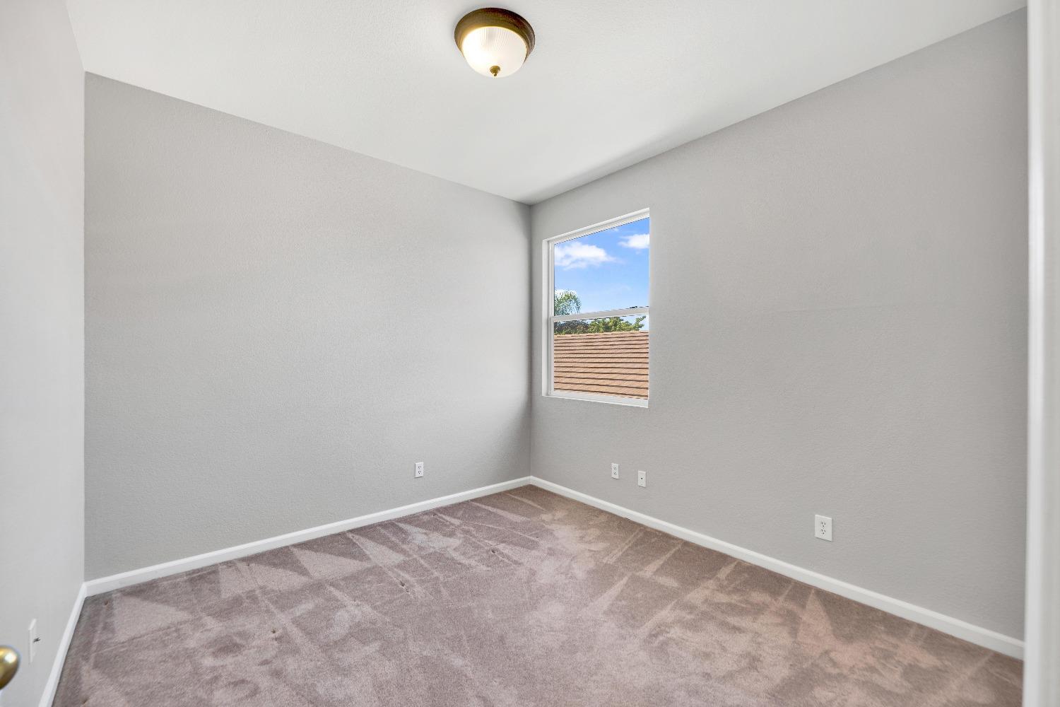 Detail Gallery Image 48 of 63 For 2827 Muskrat Way, Sacramento,  CA 95834 - 4 Beds | 2/1 Baths