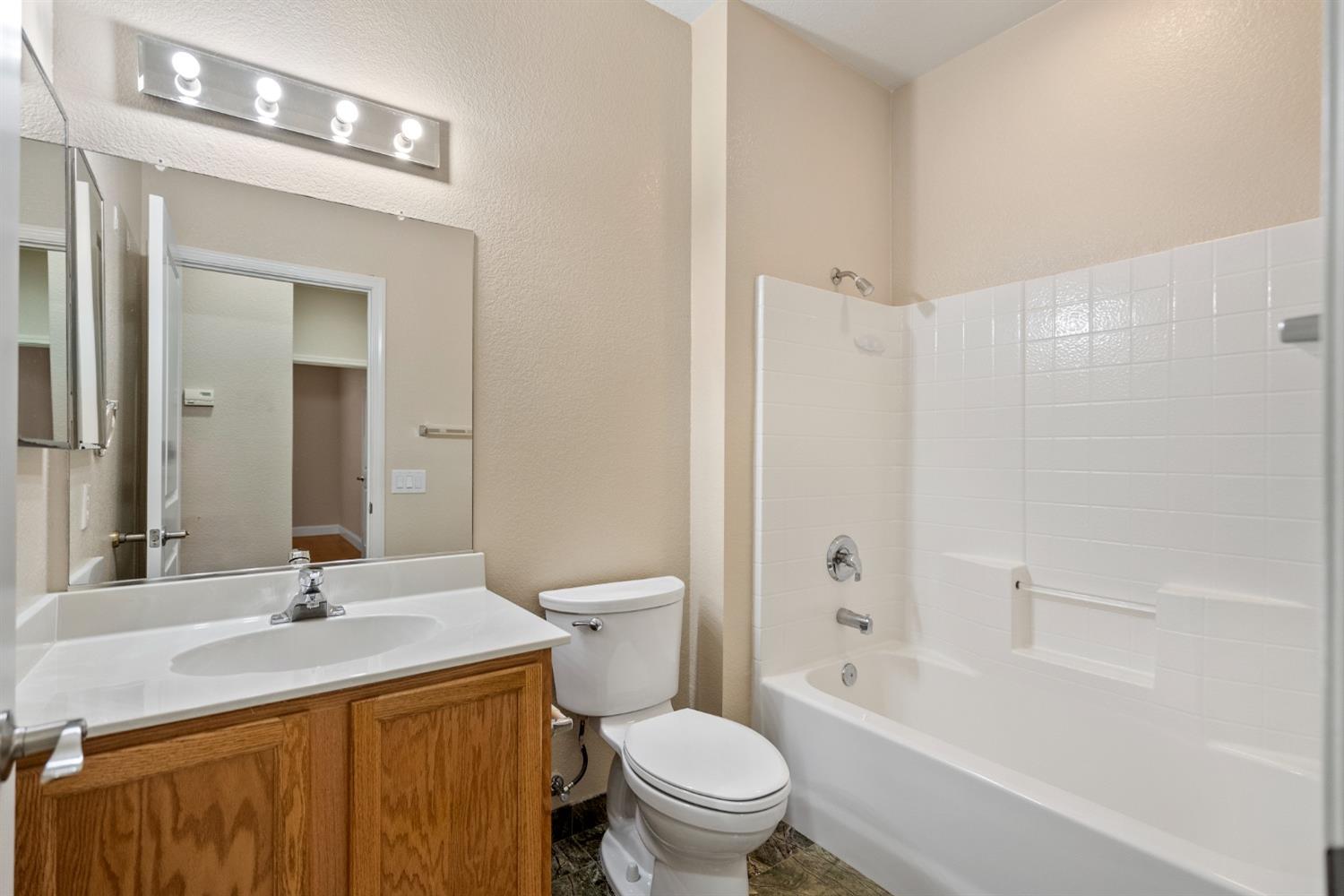 Detail Gallery Image 29 of 38 For 1635 Sweet Juliet Ln, Lincoln,  CA 95648 - 2 Beds | 2 Baths