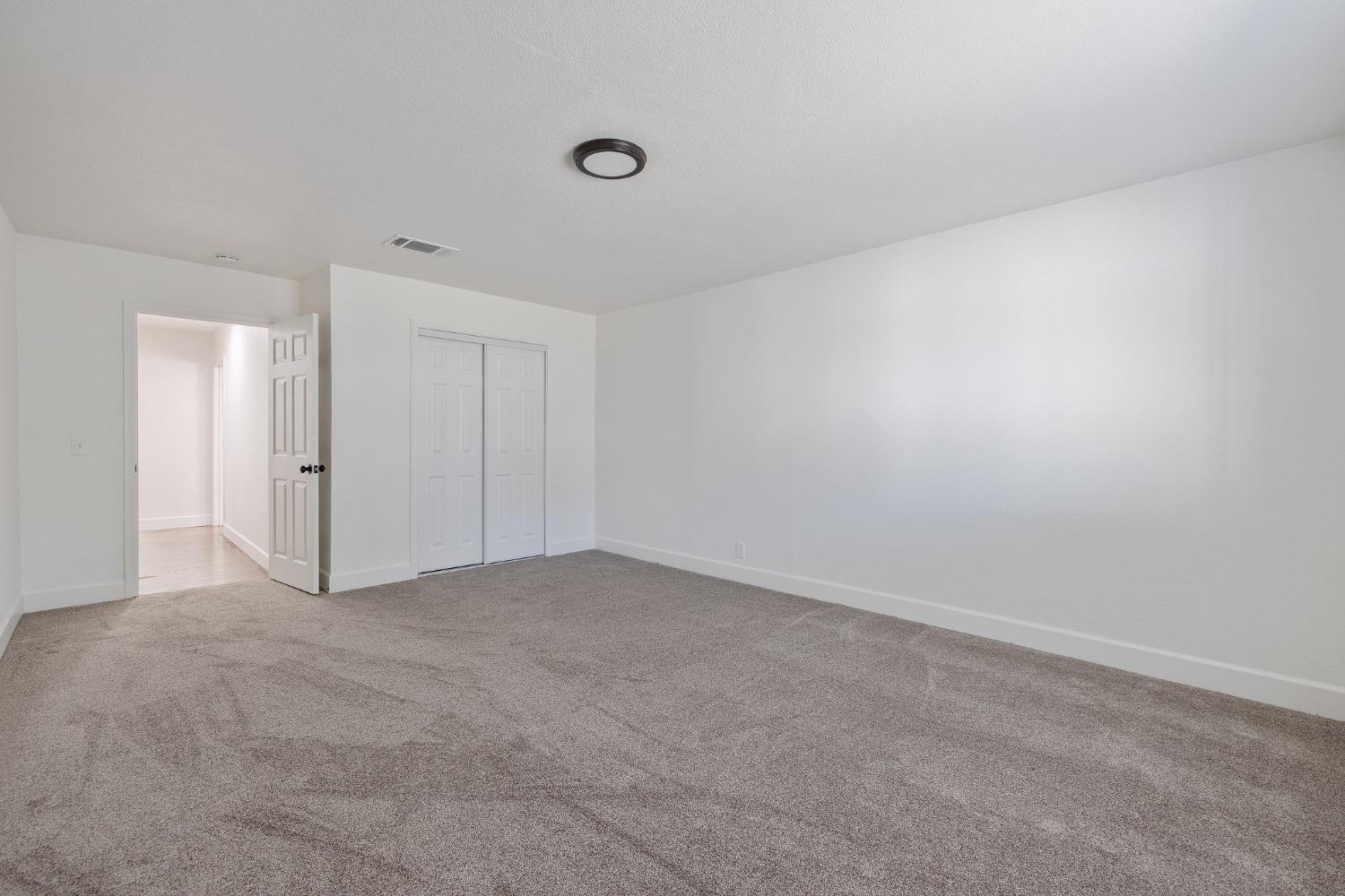 Detail Gallery Image 25 of 43 For 37 E Eden Ave, Fresno,  CA 93706 - 3 Beds | 1 Baths