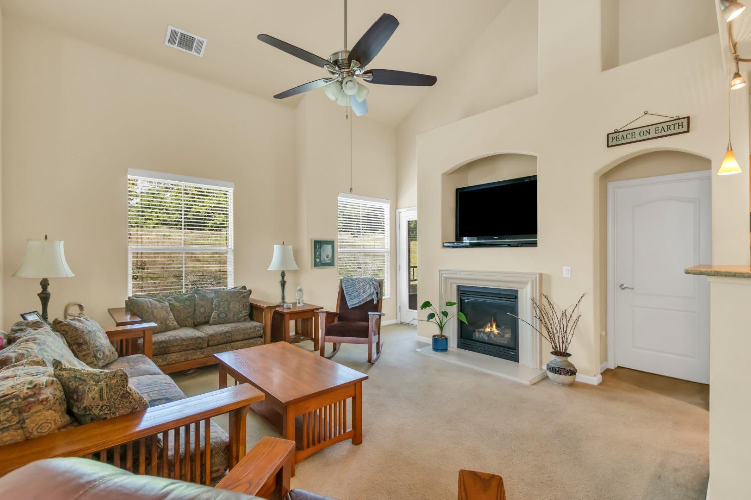 Detail Gallery Image 10 of 43 For 1262 Milano Dr #1,  West Sacramento,  CA 95691 - 2 Beds | 2 Baths