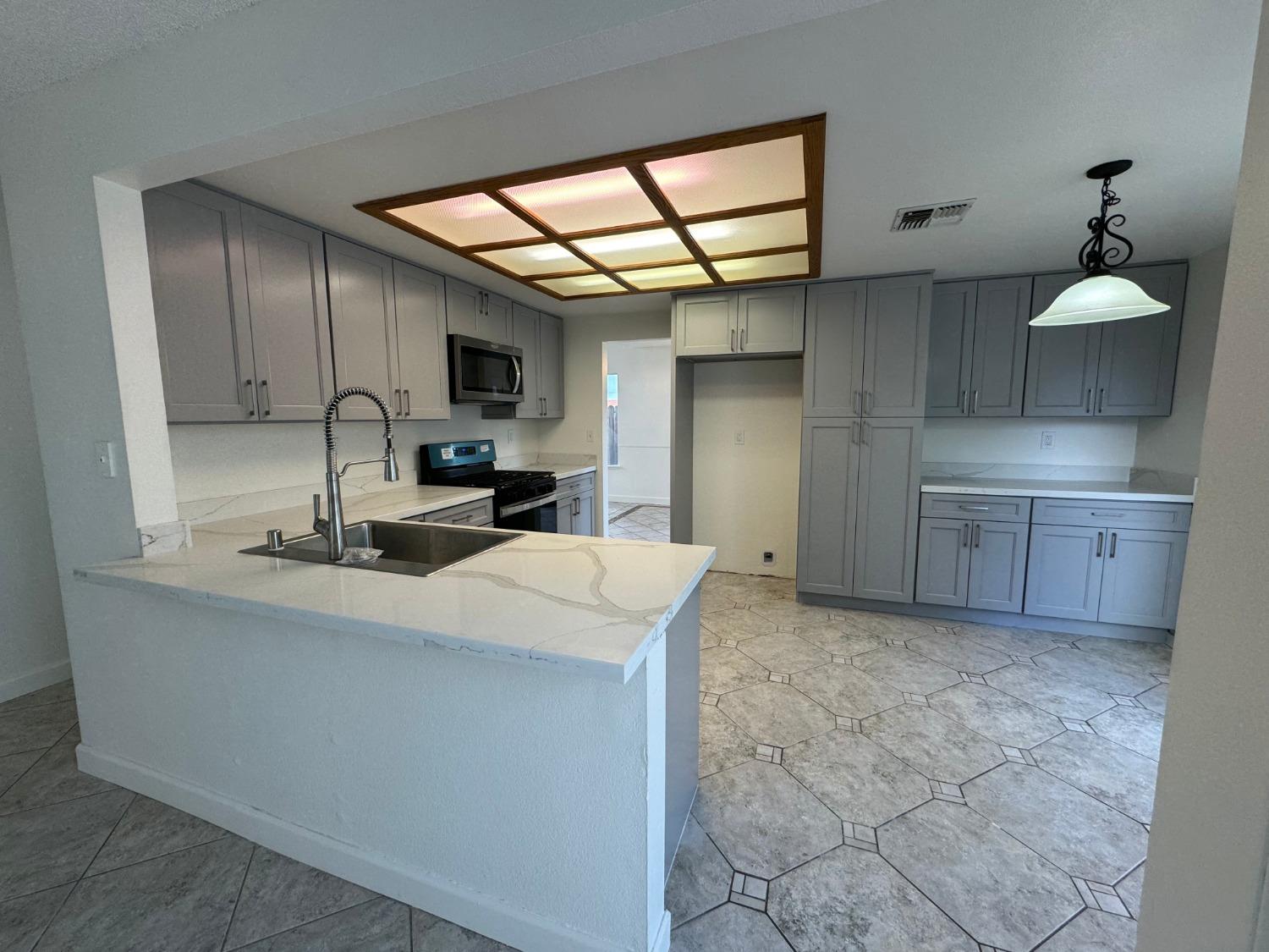 Detail Gallery Image 20 of 51 For 3117 Roan Ct, Antelope,  CA 95843 - 4 Beds | 2/1 Baths
