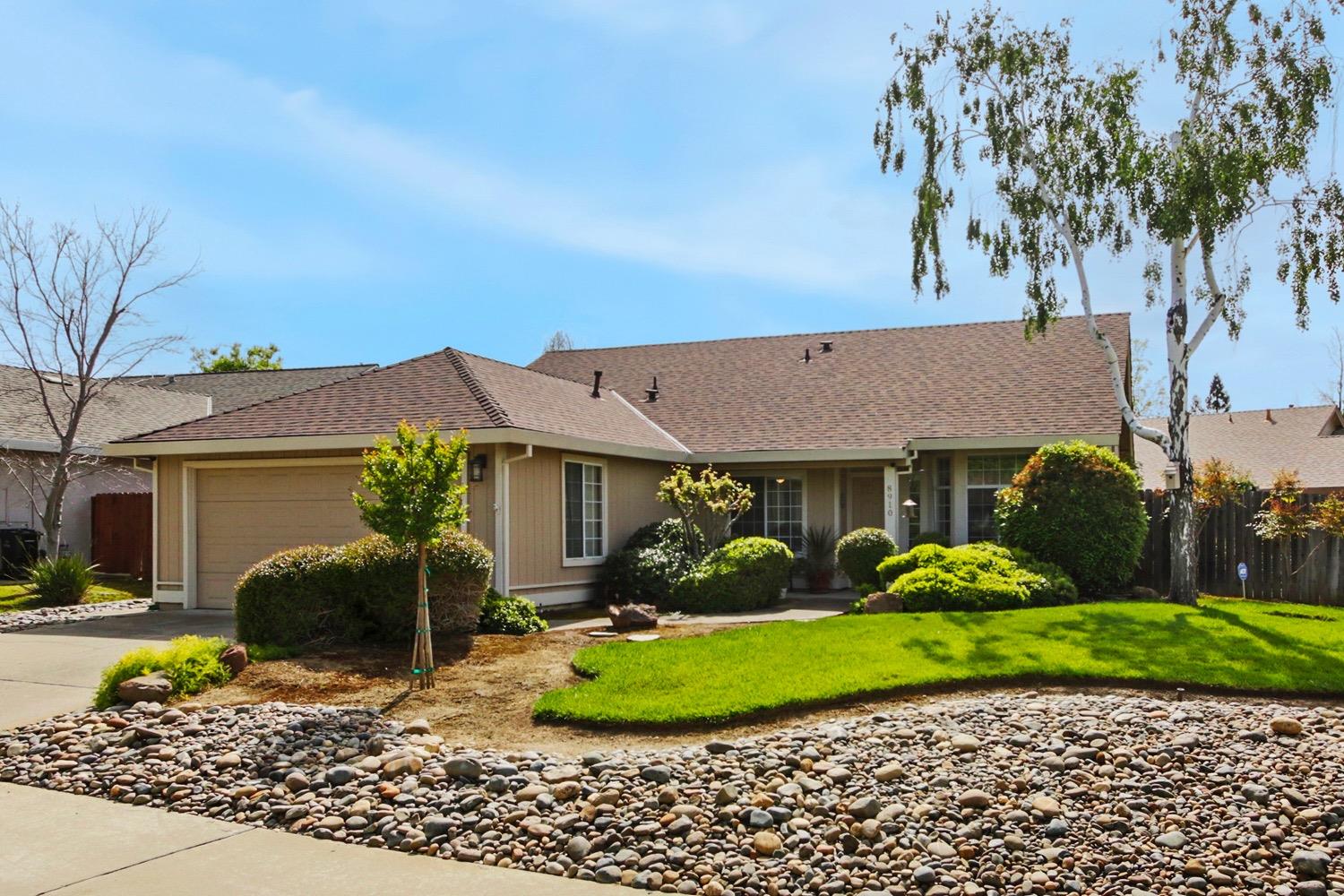 Photo of 8910 Willowspring Ct in Elk Grove, CA