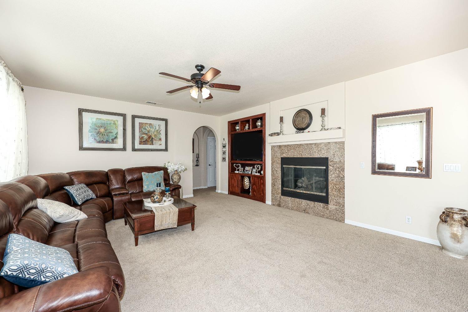 Detail Gallery Image 25 of 60 For 9635 Heatherhearst Dr, Chowchilla,  CA 93610 - 4 Beds | 2/1 Baths
