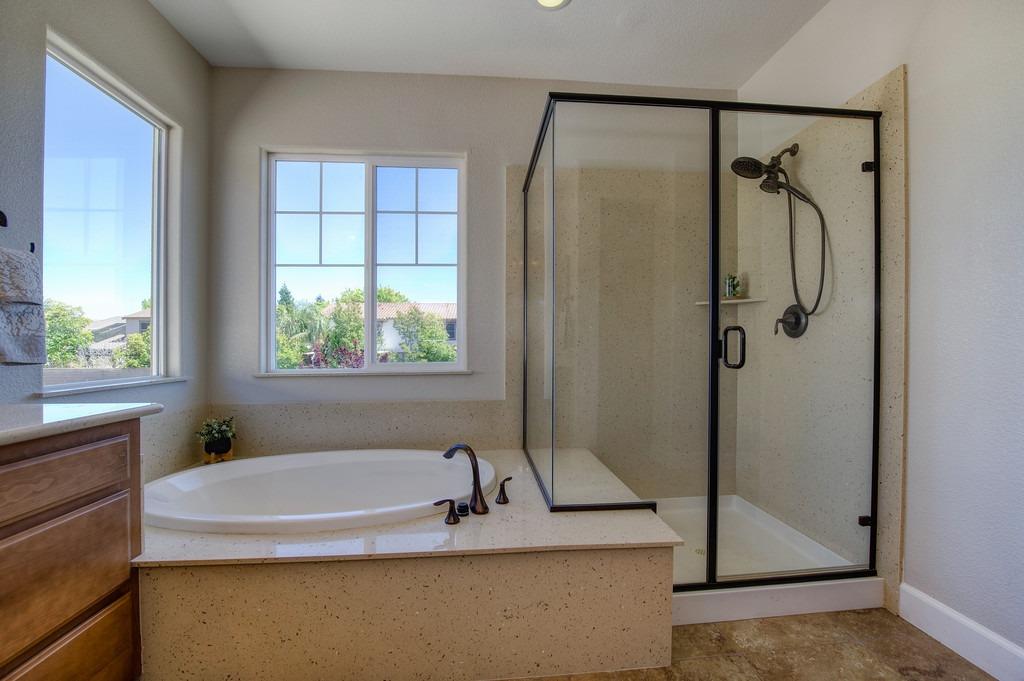Detail Gallery Image 39 of 62 For 814 Calico Dr, Rocklin,  CA 95765 - 4 Beds | 3/1 Baths