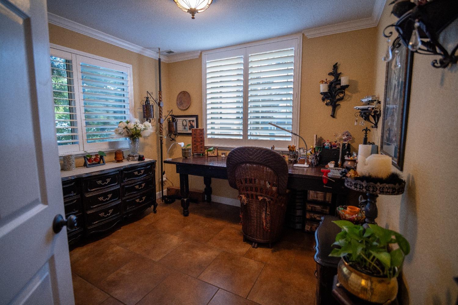 Detail Gallery Image 34 of 62 For 1728 Calle Campana, Roseville,  CA 95747 - 4 Beds | 2/1 Baths