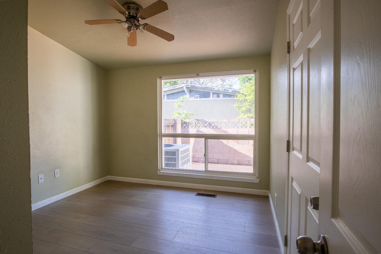 Detail Gallery Image 22 of 52 For 2412 Upham Ct, Carmichael,  CA 95608 - 3 Beds | 1 Baths
