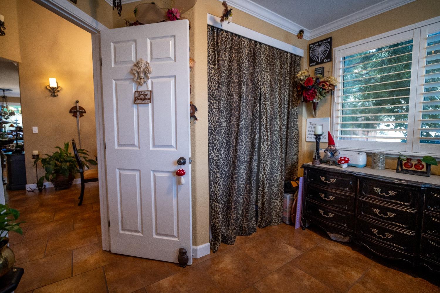 Detail Gallery Image 37 of 62 For 1728 Calle Campana, Roseville,  CA 95747 - 4 Beds | 2/1 Baths