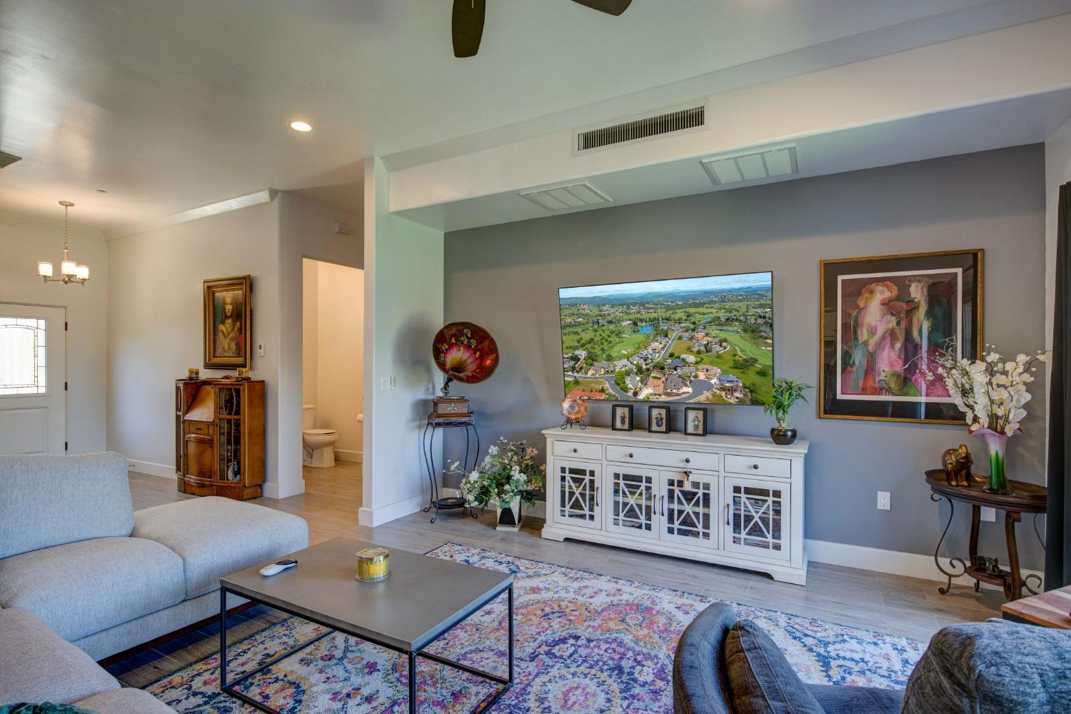 Detail Gallery Image 10 of 67 For 121 Blue Oak Ct, Copperopolis,  CA 95228 - 3 Beds | 2/1 Baths