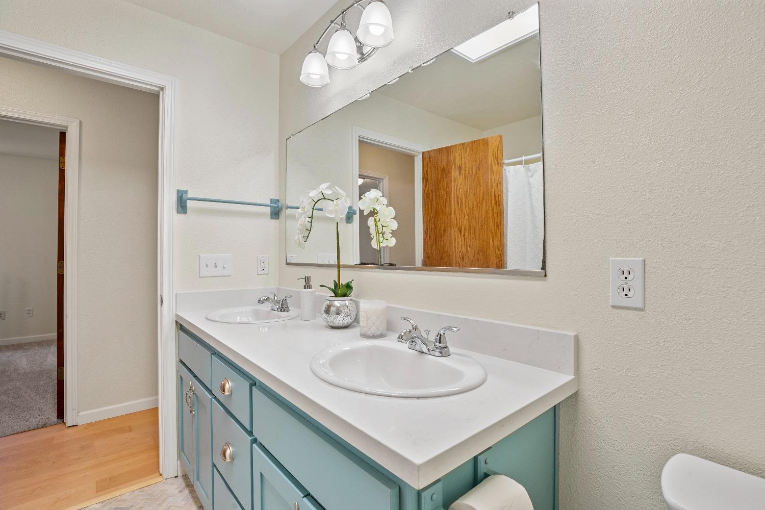 Detail Gallery Image 19 of 41 For 4229 Lucinda Ave, Keyes,  CA 95328 - 4 Beds | 2/1 Baths
