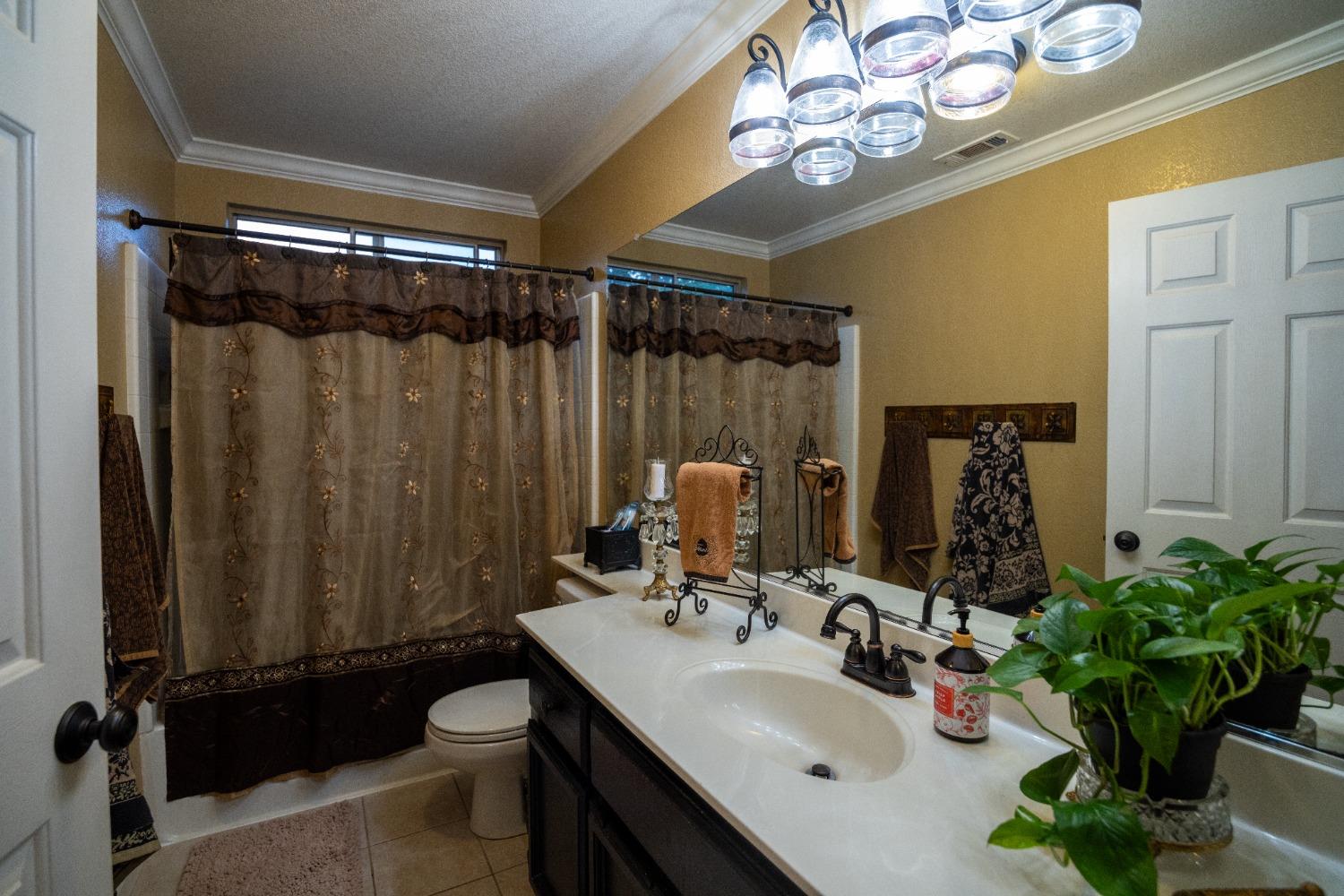 Detail Gallery Image 46 of 62 For 1728 Calle Campana, Roseville,  CA 95747 - 4 Beds | 2/1 Baths