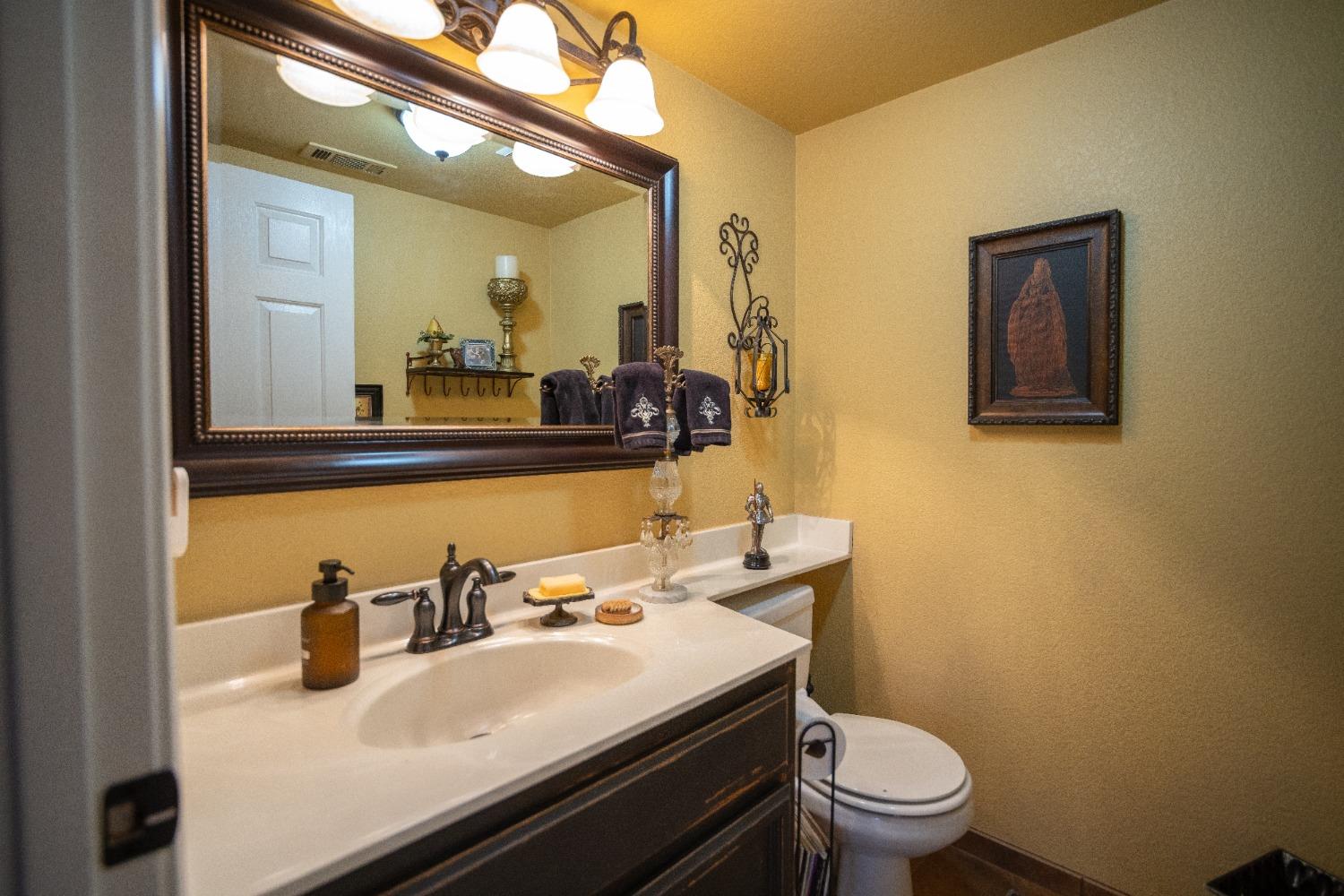 Detail Gallery Image 28 of 62 For 1728 Calle Campana, Roseville,  CA 95747 - 4 Beds | 2/1 Baths