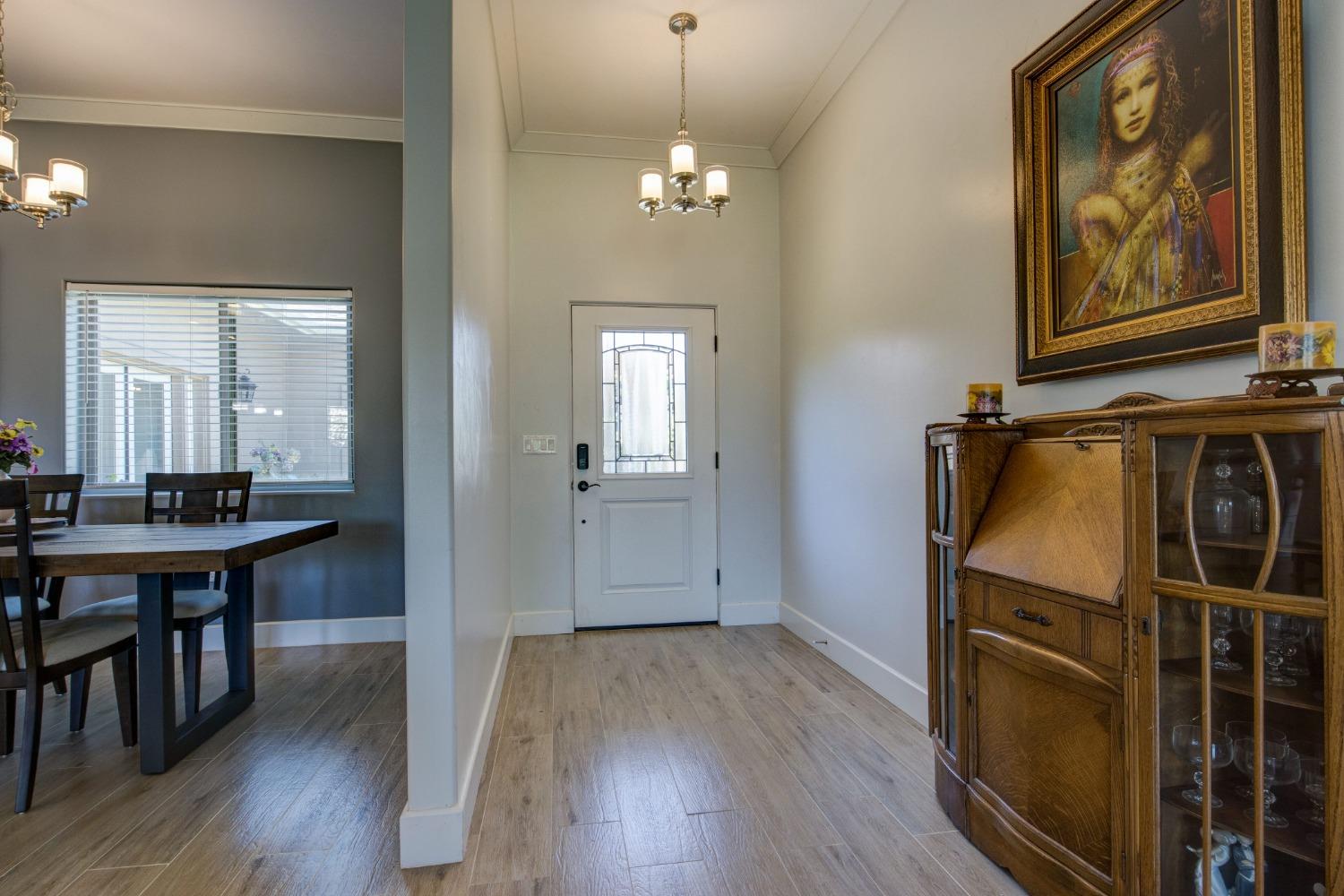 Detail Gallery Image 6 of 67 For 121 Blue Oak Ct, Copperopolis,  CA 95228 - 3 Beds | 2/1 Baths